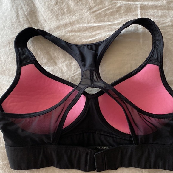 Women’s PINK sports bra. Size extra small. - Picture 2 of 4